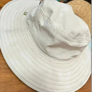 Solar Escape UV Hat Khaki